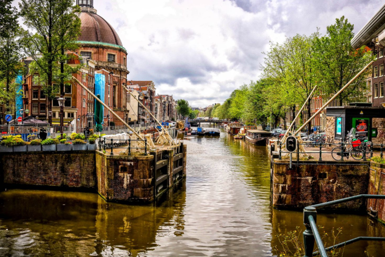 Exploring the Canals of Manchester